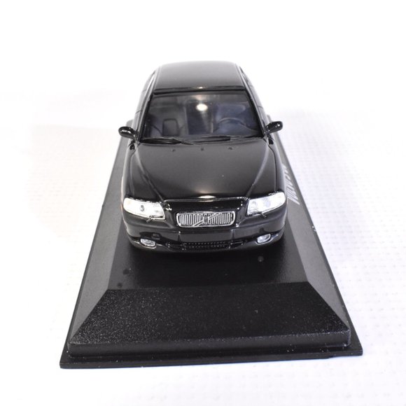 Volvo For Life Collectors Model S 80 Black Dealer diecast car 1:43 scale - Picture 2 of 7
